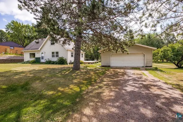 2840 Hagberg ST, Duluth, MN 55811