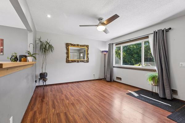 4035 78th ST E, Inver Grove Heights, MN 55076