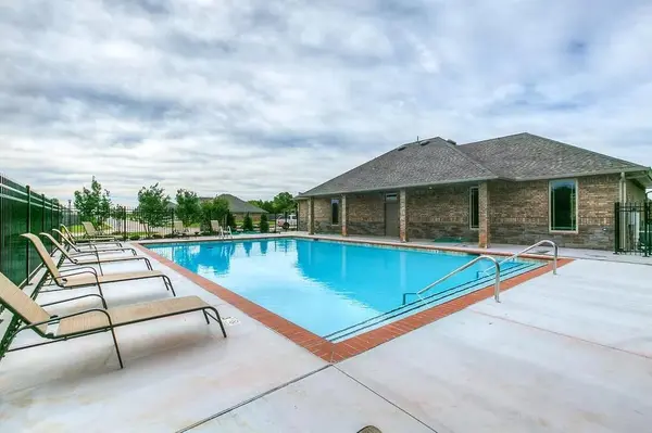 2620 NW 194th ST, Edmond, OK 73012