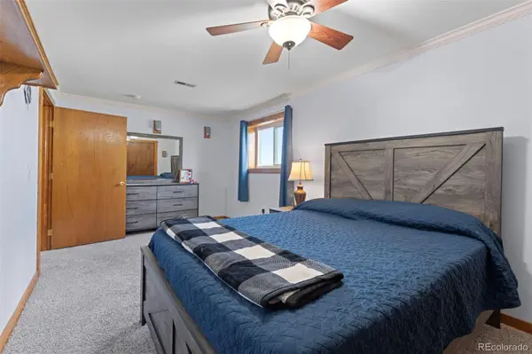 8191 Sun Country DR, Elizabeth, CO 80107