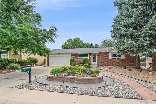 655 S Oakland ST, Aurora, CO 80012