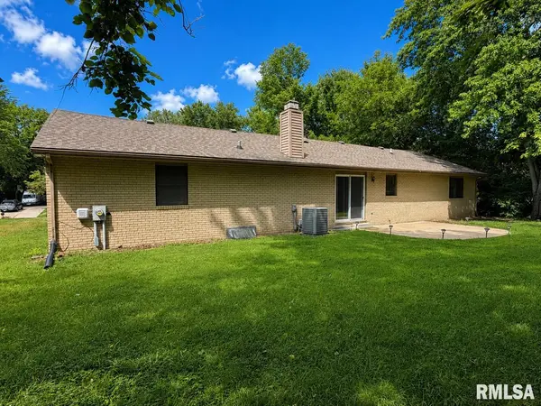 122 W MORNINGSIDE DR, Peoria, IL 61614