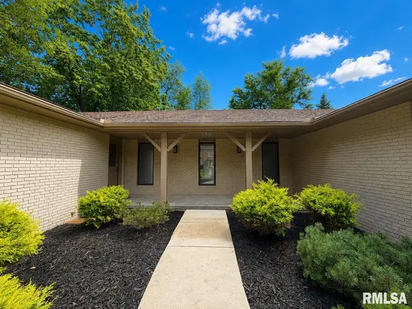 122 W MORNINGSIDE DR, Peoria, IL 61614