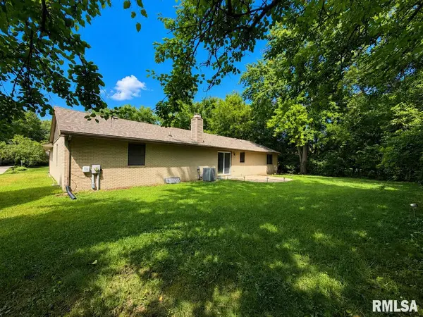 122 W MORNINGSIDE DR, Peoria, IL 61614