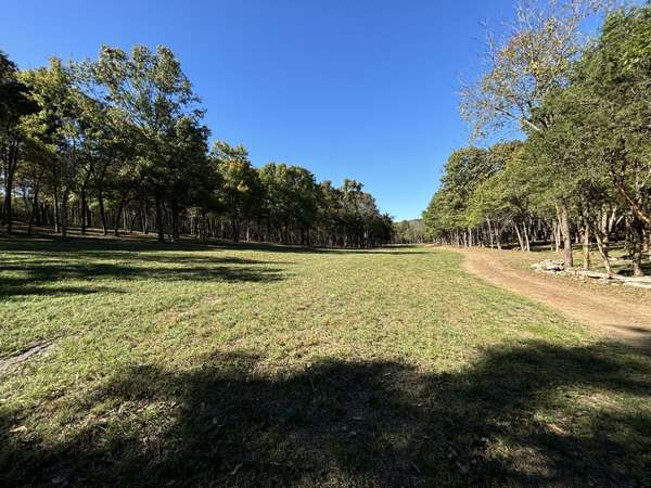 8598 Taliaferro Rd, Eagleville, TN 37060