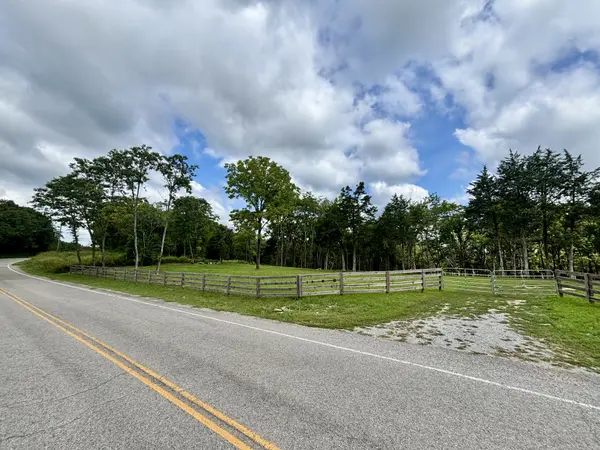 8598 Taliaferro Rd, Eagleville, TN 37060