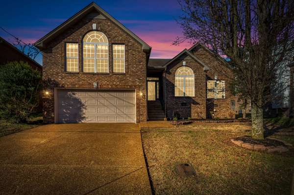 4541 Red Bark Ct, Antioch, TN 37013