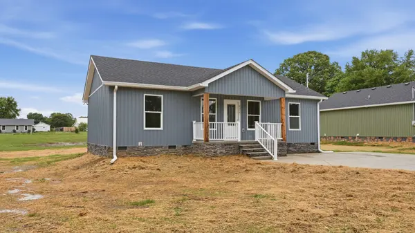 2315 E LINCOLN ST, Tullahoma, TN 37388