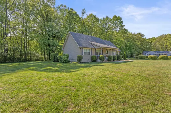 303 Rutledge Ave, Tullahoma, TN 37388