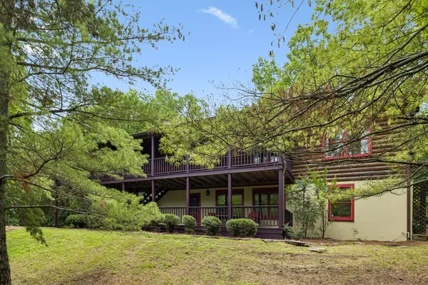 2668 Thompson Station Rd #E, Thompsons Station, TN 37179