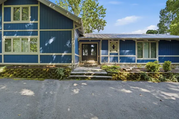220 Summit Pointe Lane, Smithville, TN 37166