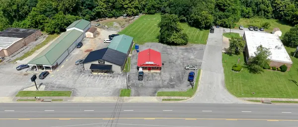 1190 Skyline Dr, Hopkinsville, KY 42240