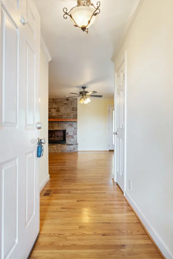 202 Oxford Pl, Gallatin, TN 37066
