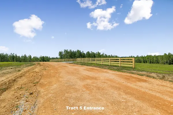 1420 Big Swan Creek Rd, Summertown, TN 38483