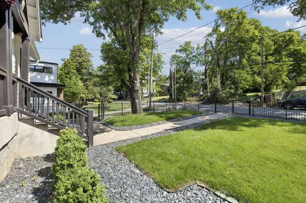 2409 Vaulx Ln, Nashville, TN 37204