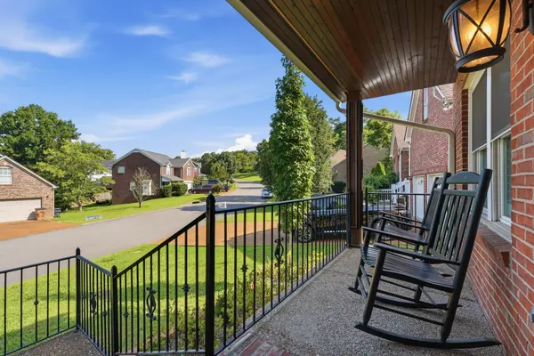 737 Cedar Crest Dr, Nashville, TN 37209