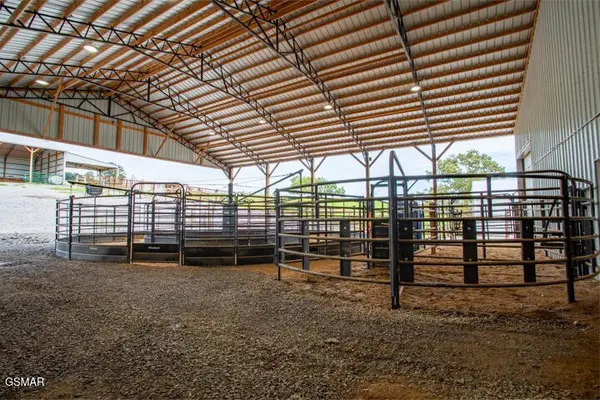 1917 Valley Home Road, Dandridge, TN 37725