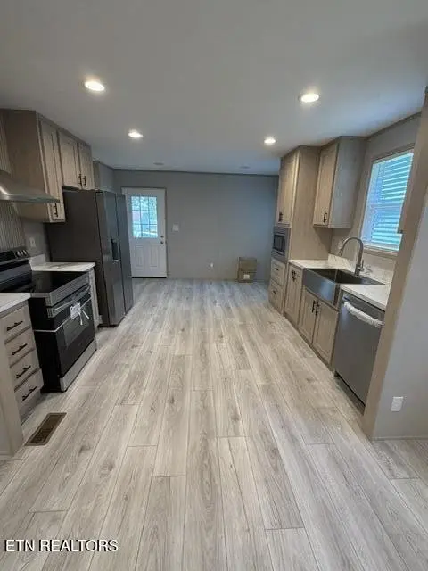 199 Lees Chapel Rd, Sweetwater, TN 37874