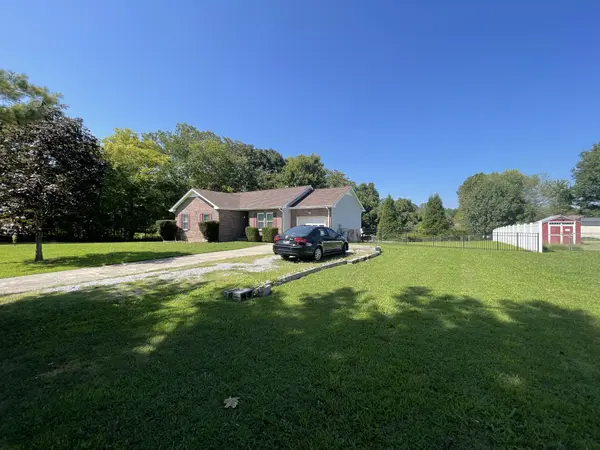 1327 Gip Manning Rd, Clarksville, TN 37042