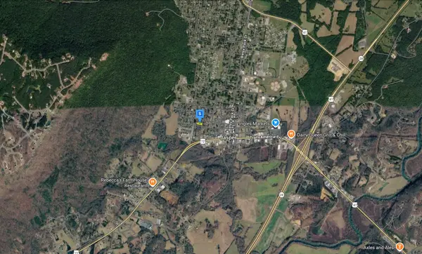 203 Maple Ave, Jasper, TN 37347