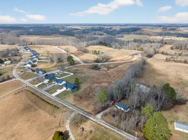 4405 Window Cliff Rd, Baxter, TN 38544