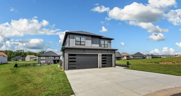 418 Blue Ridge Ct, Clarksville, TN 37043