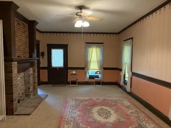 515 W Broadway, Newton, KS 67114