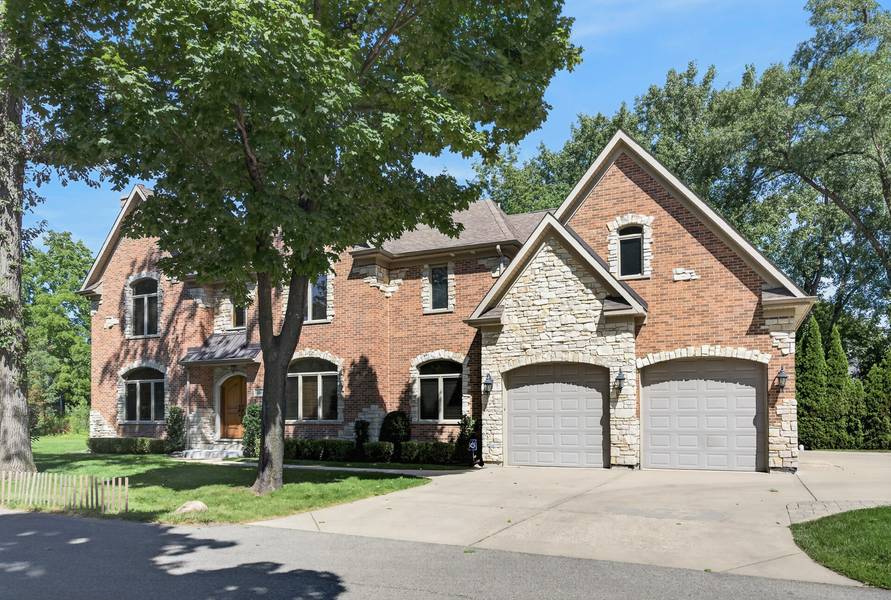 524 E Washington AVE, Lake Bluff, IL 60044