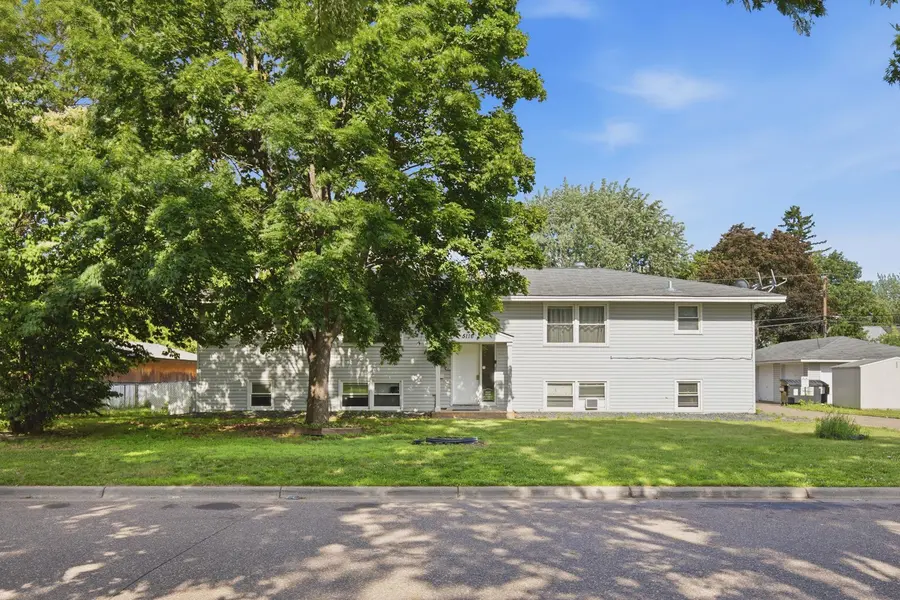 5116 Edgewood AVE N, Crystal, MN 55428