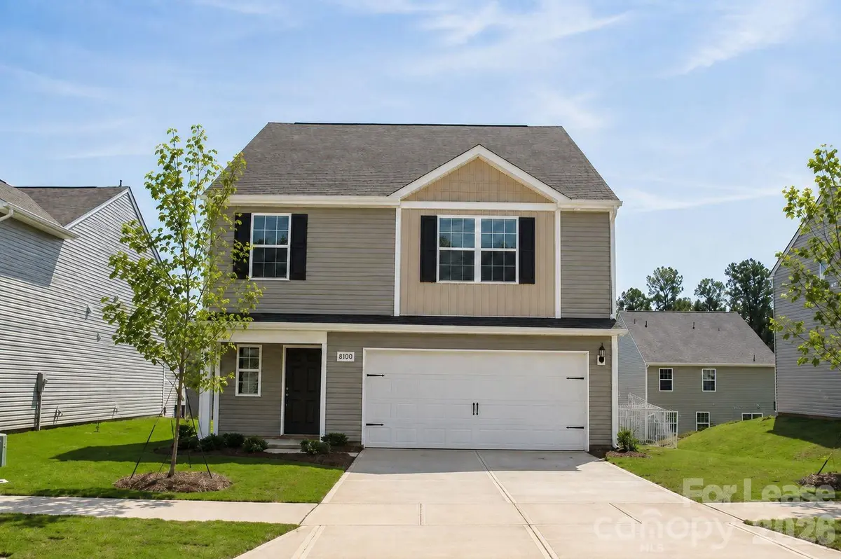 8100 Derby Woods LN, Charlotte, NC 28214