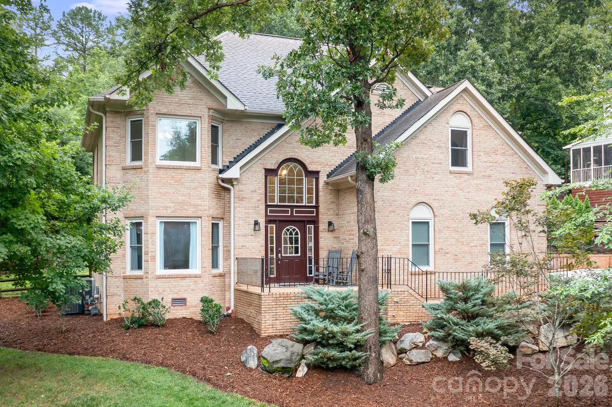 7048 Mariners CT, Tega Cay, SC 29708