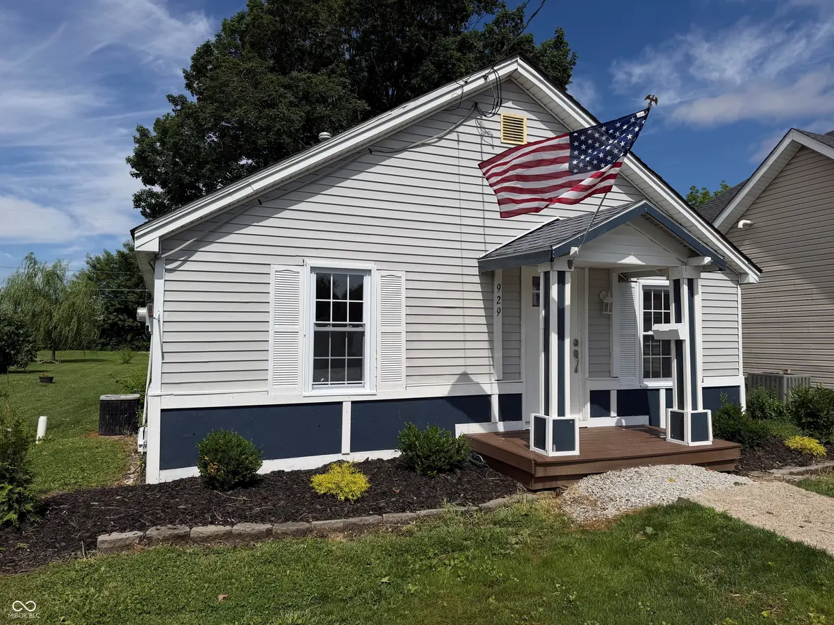 929 N Carver ST, Greensburg, IN 47240