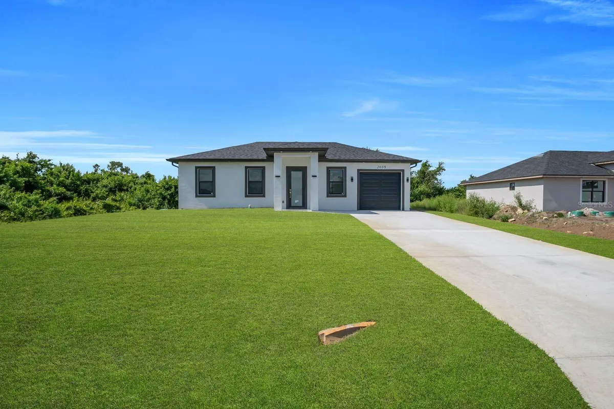 2609 21ST ST SW, Lehigh Acres, FL 33976