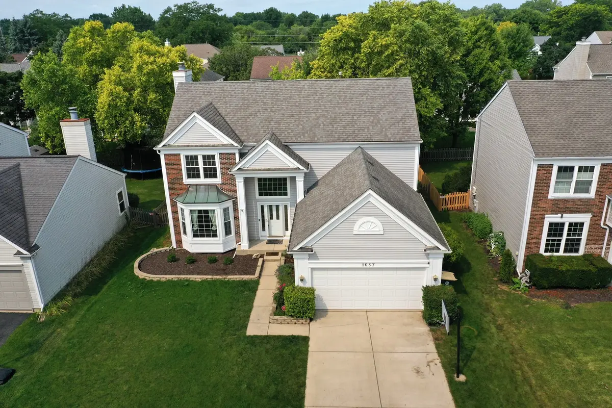 1657 Fairport DR, Grayslake, IL 60030