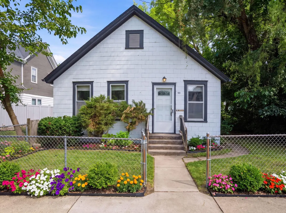 99 Lawson AVE W, Saint Paul, MN 55117