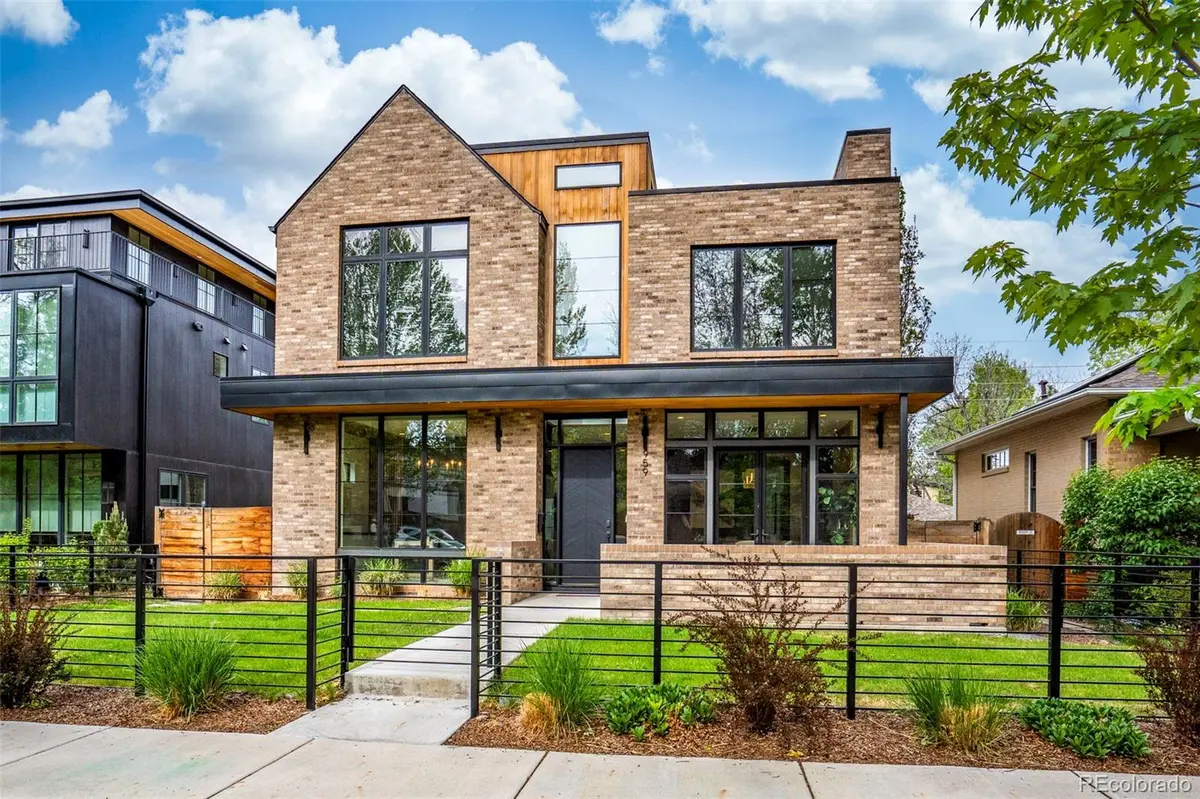 959 S Vine ST, Denver, CO 80209