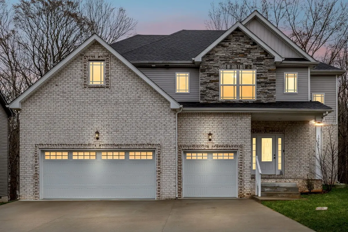 1033 Brightwood Ct, Clarksville, TN 37043
