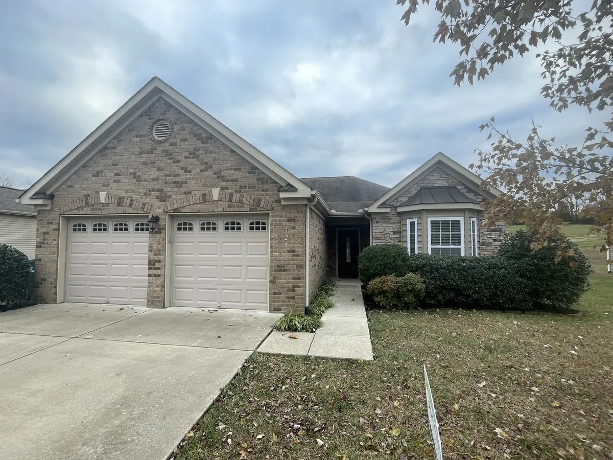 124 Granda Flora Dr, White House, TN 37188