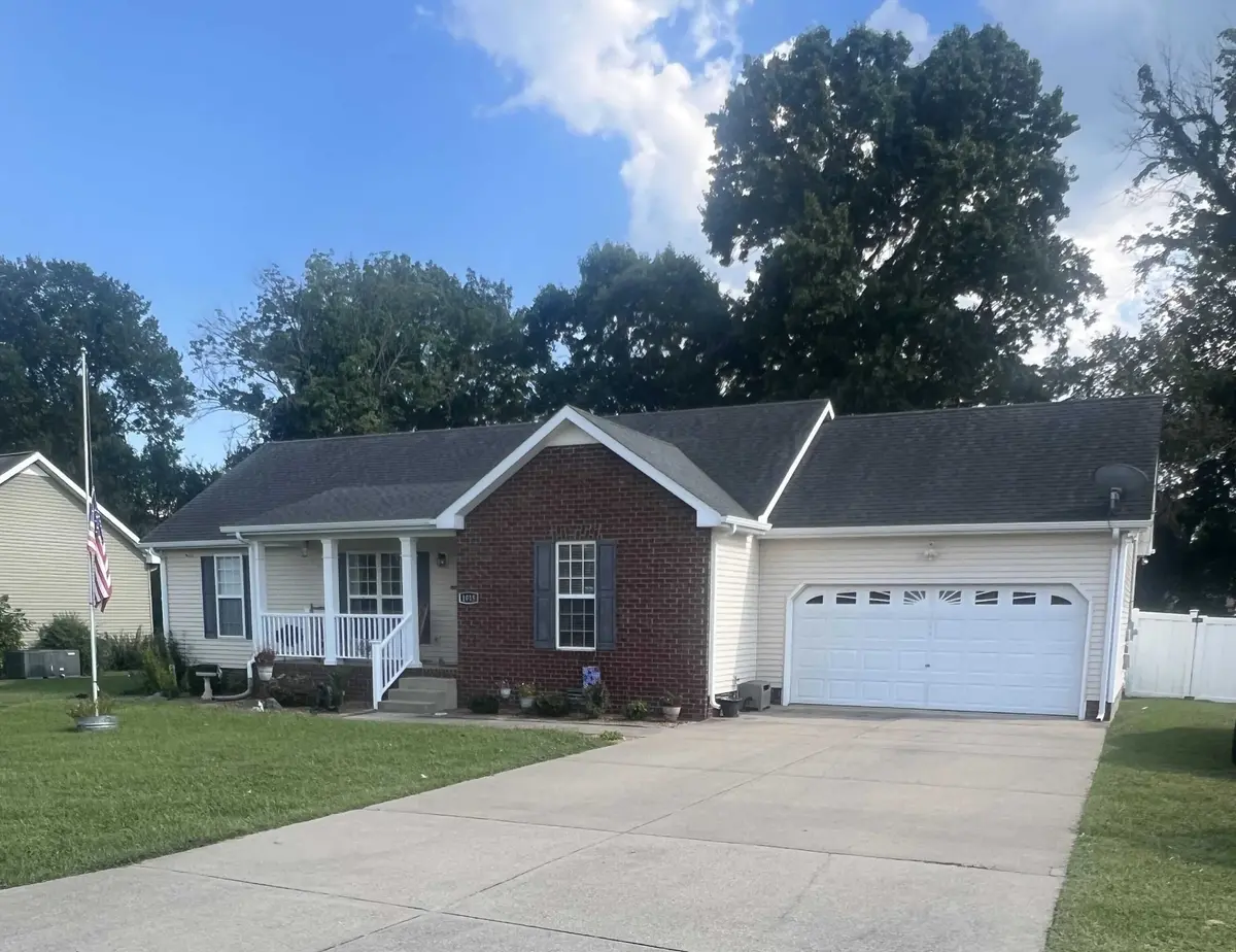 1015 Stepping Stone St, Christiana, TN 37037