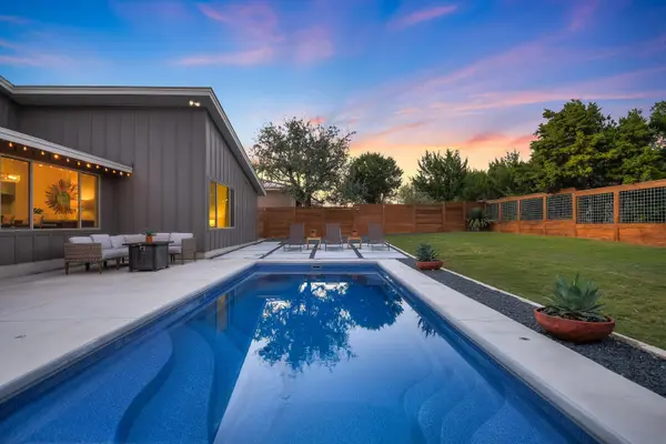 21706 Surrey LN, Lago Vista, TX 78645