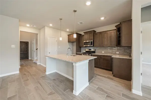 416 Stellar Wind DR, Georgetown, TX 78628