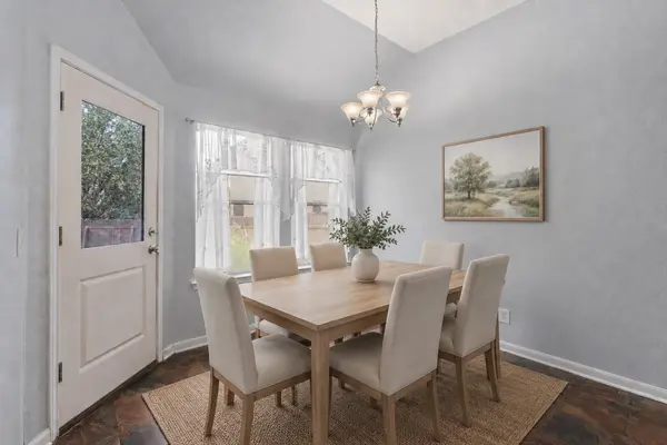112 Dogwood DR, Georgetown, TX 78626