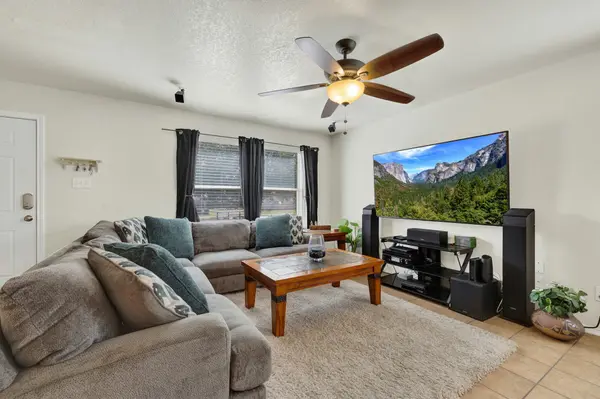 603 NW Crossing DR, New Braunfels, TX 78130