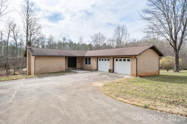2153 S Fork DR, Morganton, NC 28655