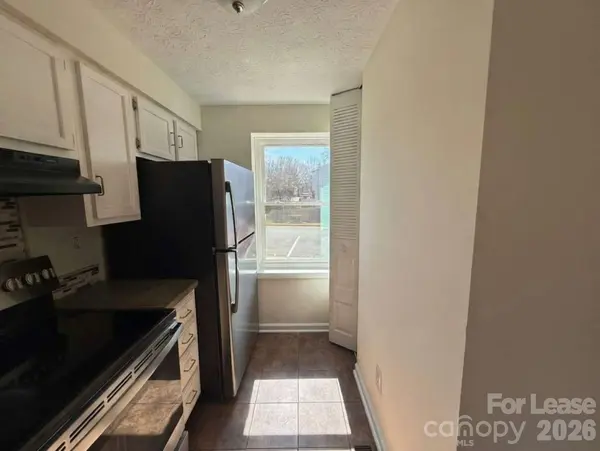 9432 Lexington CIR #G, Charlotte, NC 28213