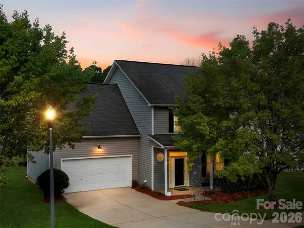 624 Cliffs Inn CIR, Charlotte, NC 28214