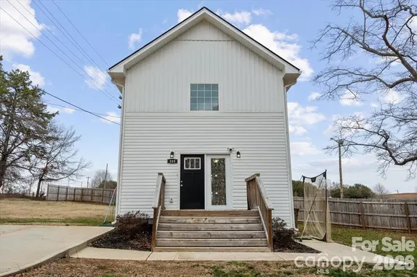 305 Wingate CT, Shelby, NC 28152