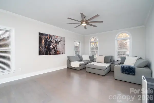 1617 Home PL, Matthews, NC 28105