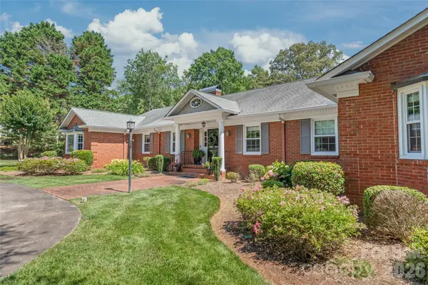 301 Fairway DR, Fort Mill, SC 29715