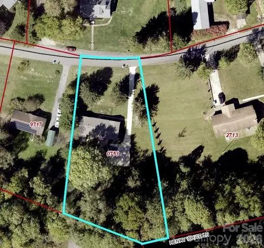 32 Reeves RD, Leicester, NC 28748